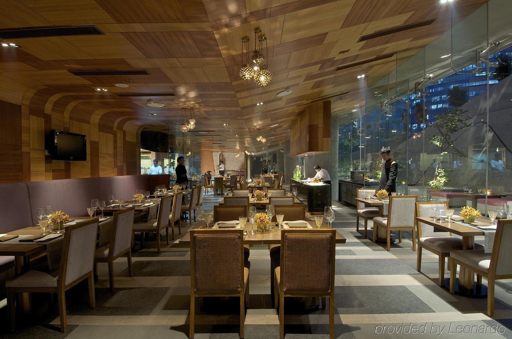 Vivanta Bengaluru, Whitefield Restoran foto